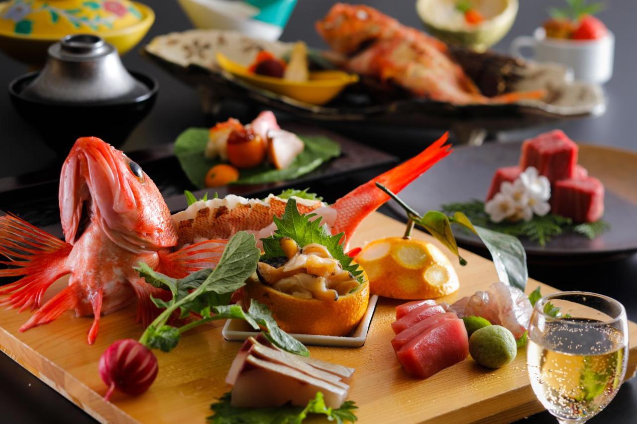 Hokuriku Yamashiro Onsen Hotel Kikyou Kaga  Ngoại thất bức ảnh