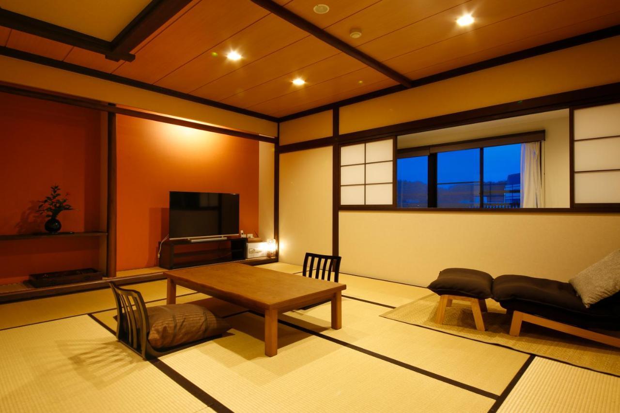 Hokuriku Yamashiro Onsen Hotel Kikyou Kaga  Ngoại thất bức ảnh