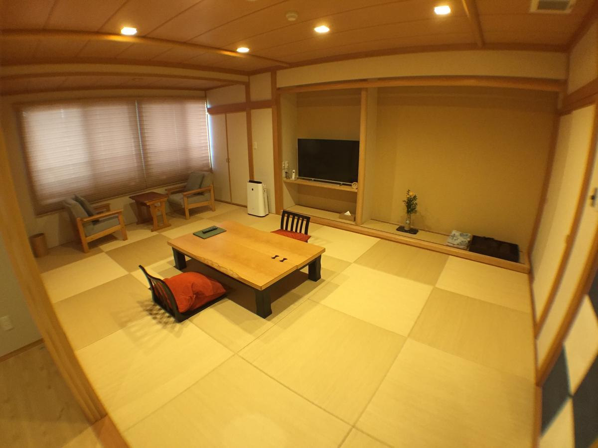 Hokuriku Yamashiro Onsen Hotel Kikyou Kaga  Ngoại thất bức ảnh