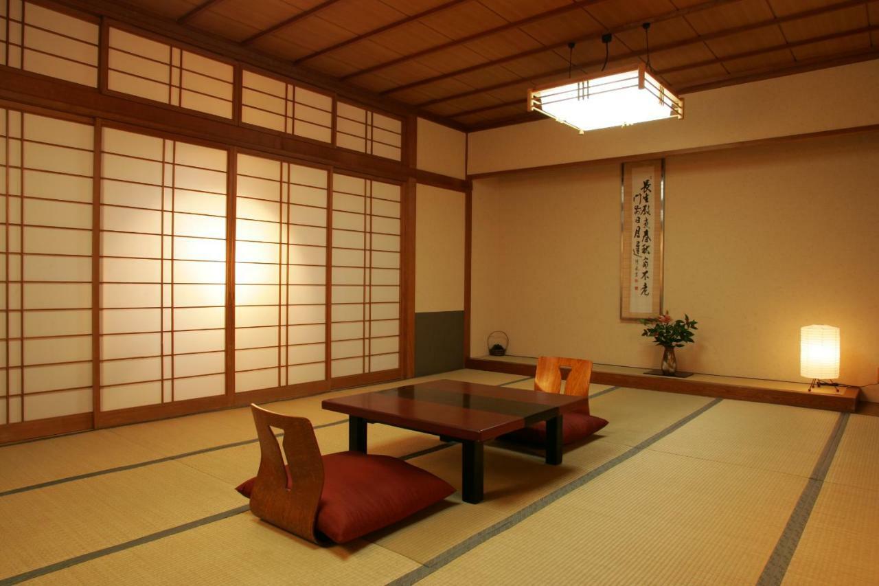 Hokuriku Yamashiro Onsen Hotel Kikyou Kaga  Ngoại thất bức ảnh